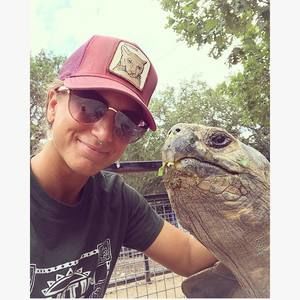 Meet your Posher, April